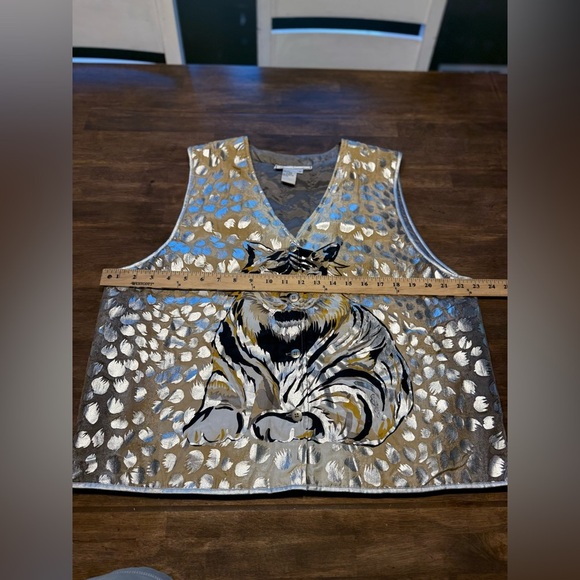 VTG Diane Gilman Metallic Tiger Print Button Front Vest Womens SZ M 100% Silk - Picture 7 of 8